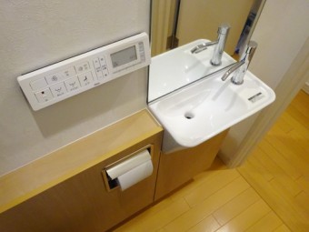 プレアスLSとサティスリトイレ手洗器付にお取替え プレアスLSとサティスリトイレ手洗器付にお取替え